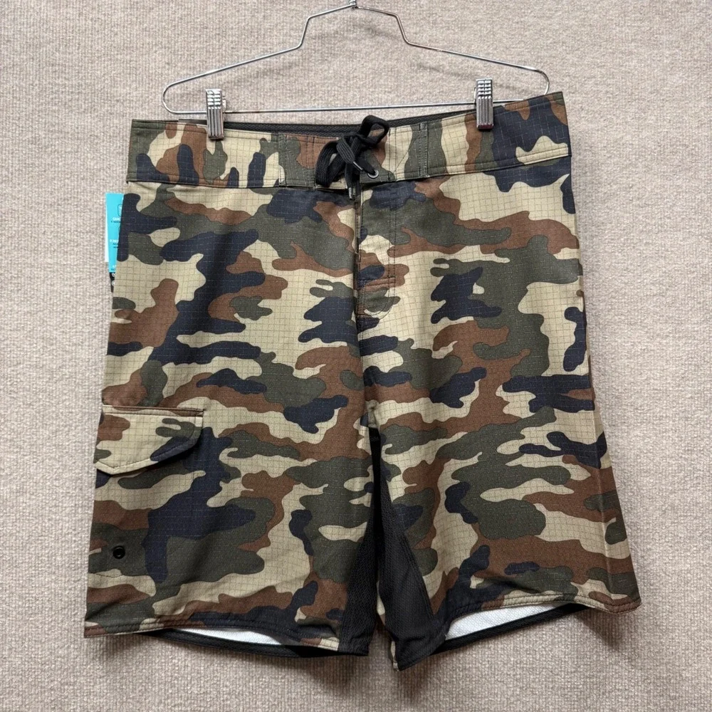 Burnside Mens Green Camo Board Shorts B9371 Stretch Swim Trunks Size 34 NEW NWT